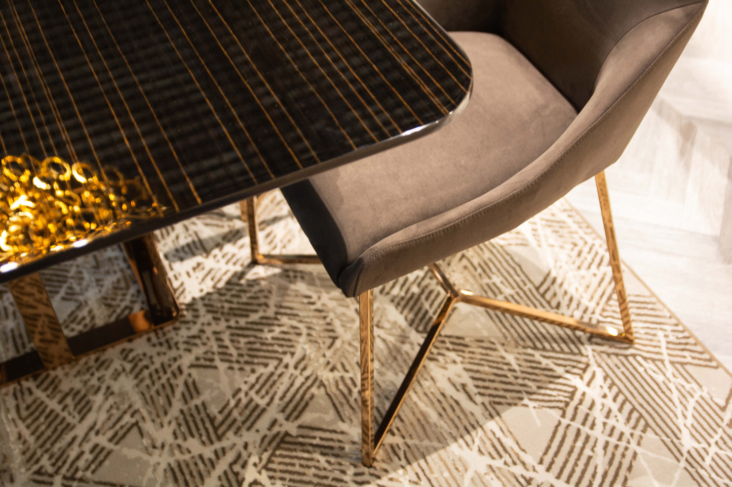Amadeus / Side Chair